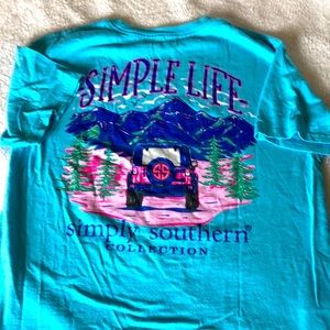 Simply southern girls shirt size youth medium.
